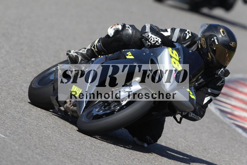 /Archiv-2022/05 04.04.2022 Plüss Moto Sport ADR/Freies Fahren/98